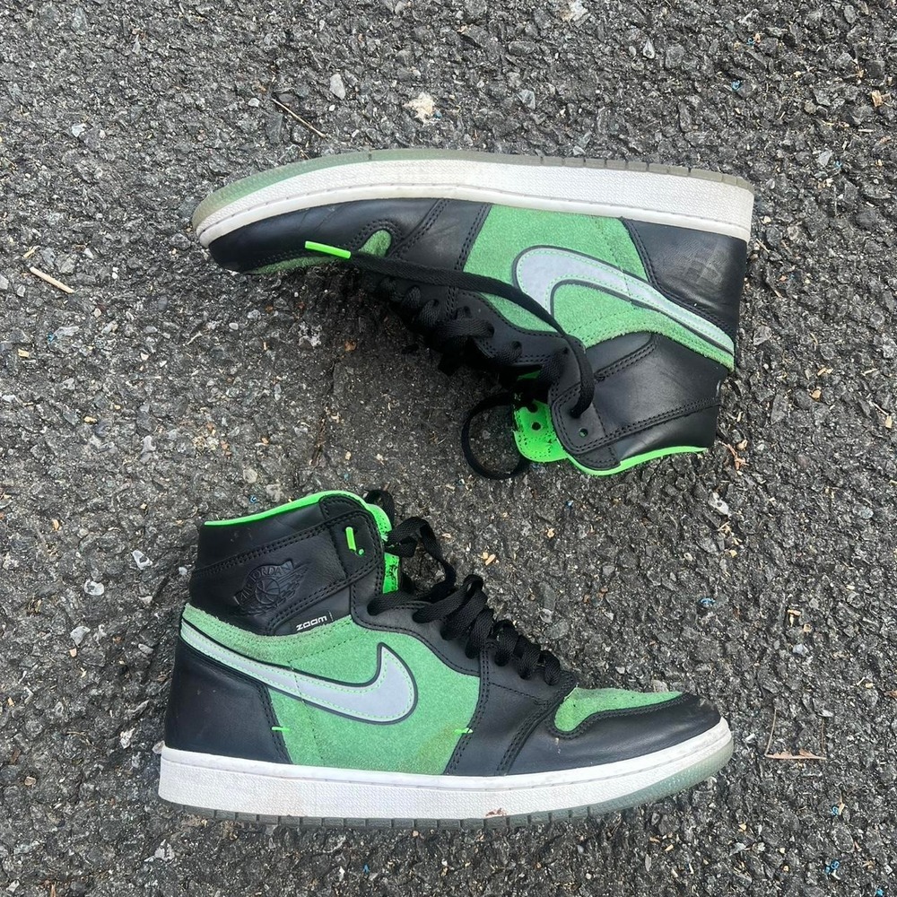 Nike Air Jordan 1 Retro High Sneakers Size 10.5